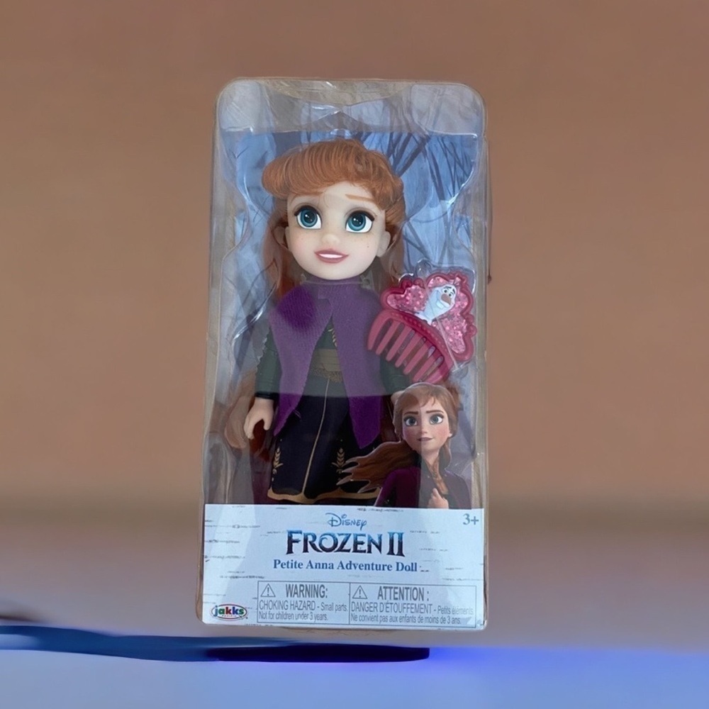 Frozen II Anna Petite Adventure Doll NIB Disney